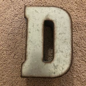 Cute “D” Sign for Wall